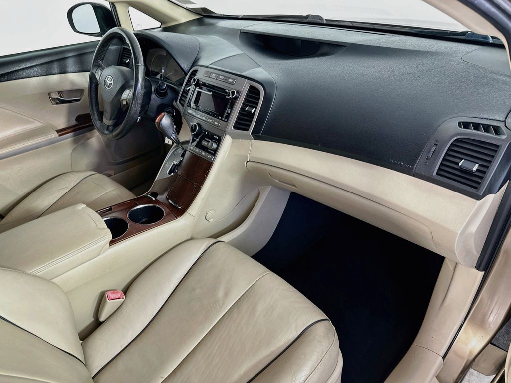 ToyotaVenza29