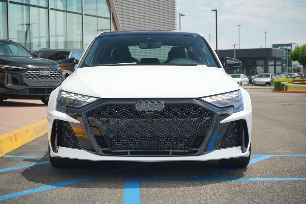 Thumbnail: 2025 Audi RS 3 - 5