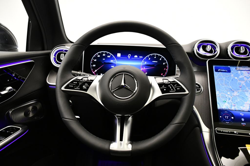 2025 Mercedes-Benz GLC 300 21