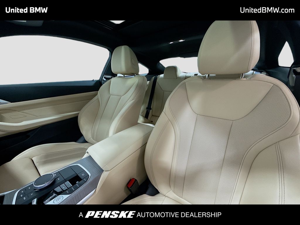 Thumbnail: 2025 BMW 4 Series - 5