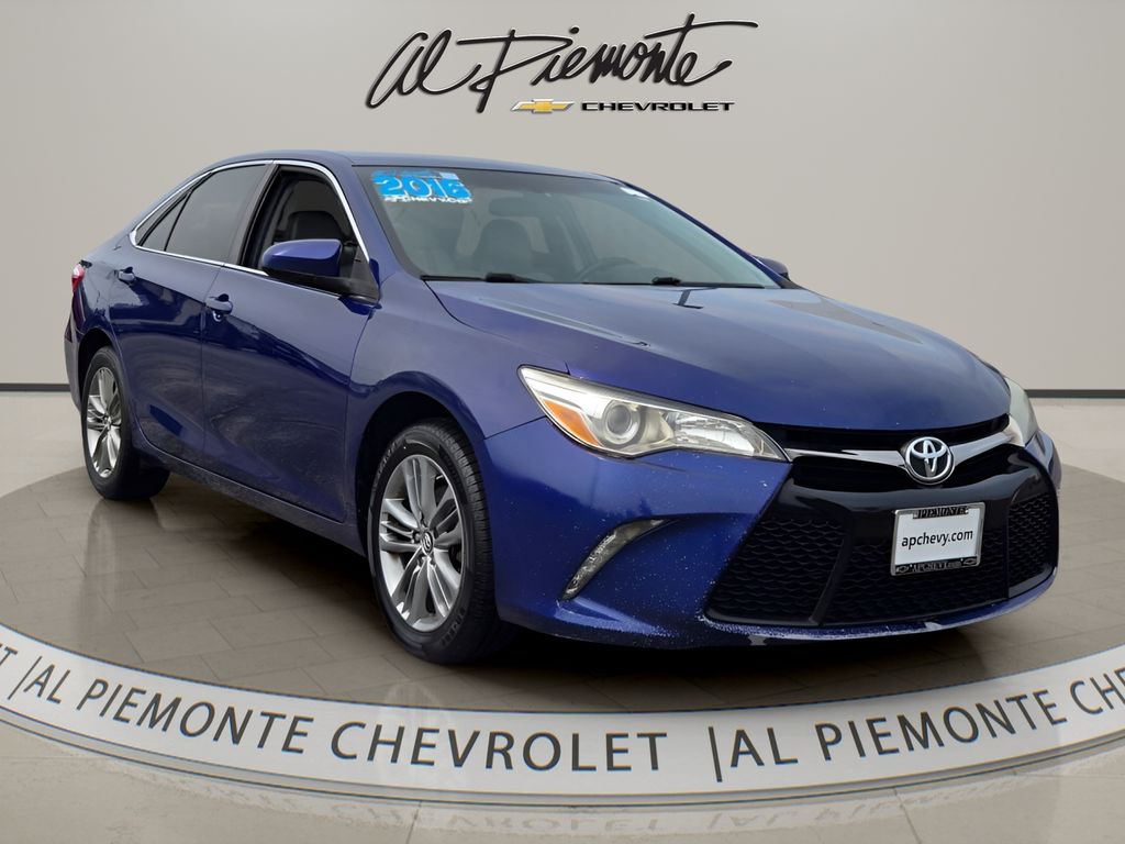 Blue 2016 Toyota Camry Sedan Front-Wheel Drive 6-Speed Automatic