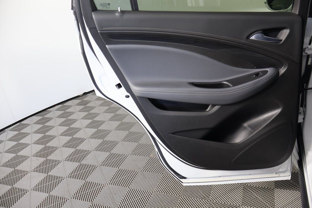 Thumbnail: 2020 Buick Envision - 13