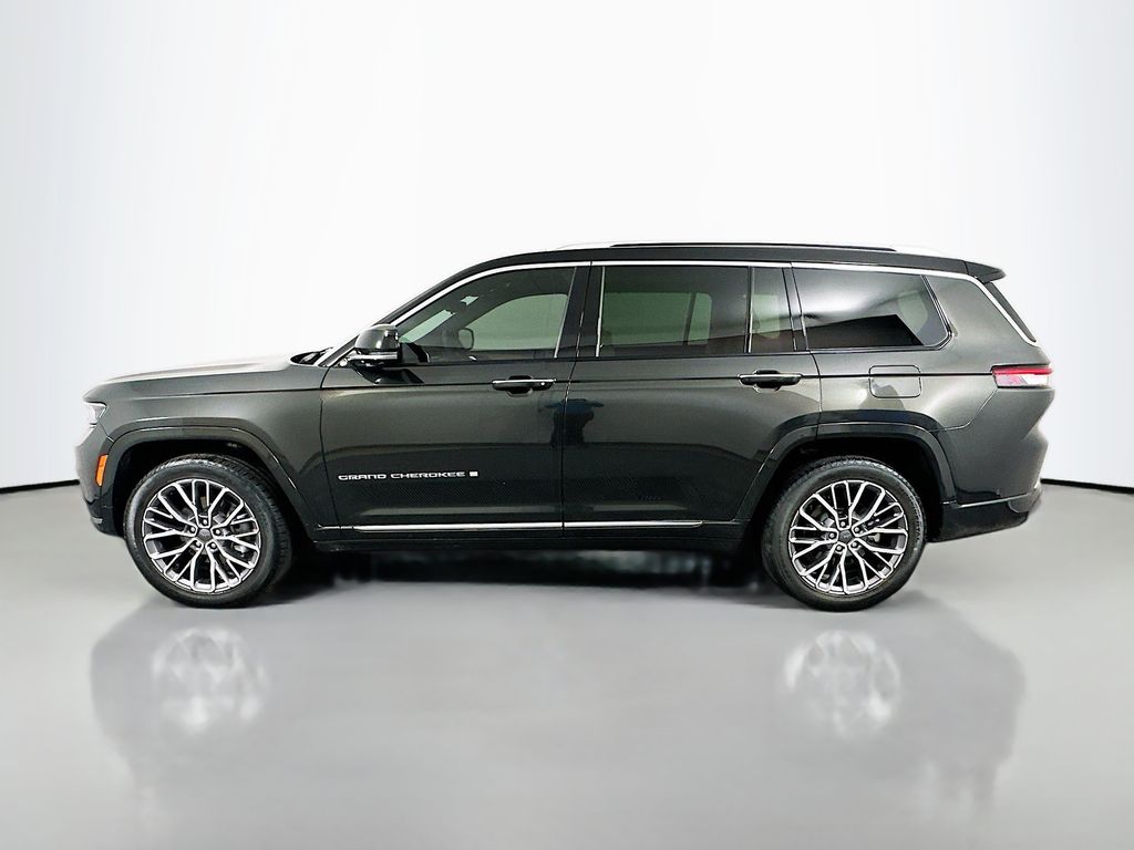 Thumbnail: 2023 Jeep Grand Cherokee L - 8