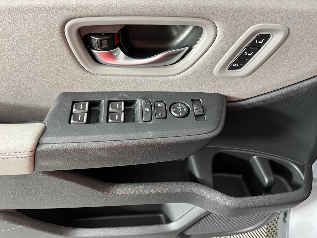 Thumbnail: 2025 Honda Pilot - 30