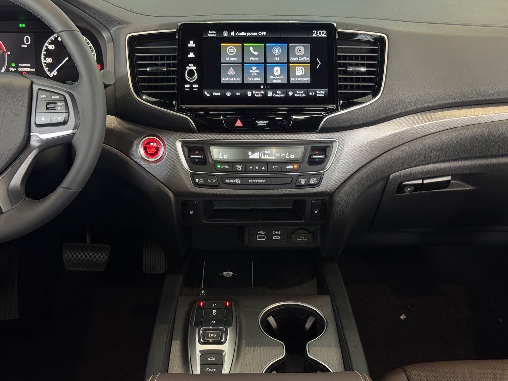 2026 Honda Ridgeline RTL White at Community Honda