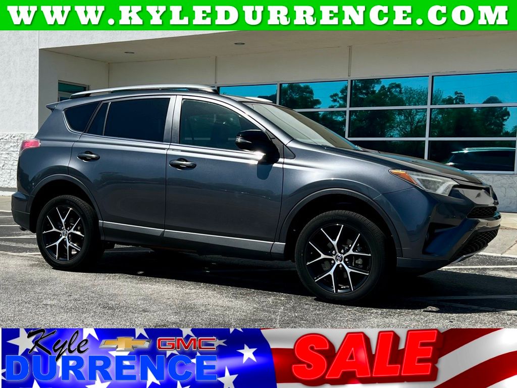 2018 Toyota RAV4 SE photo