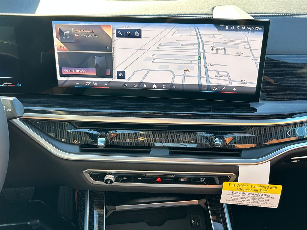 Thumbnail: 2026 BMW X7 - 25