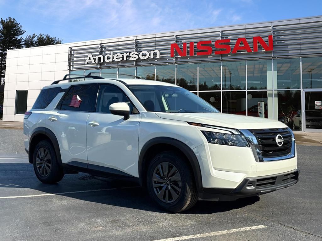 2024 Nissan Pathfinder SV 4WD