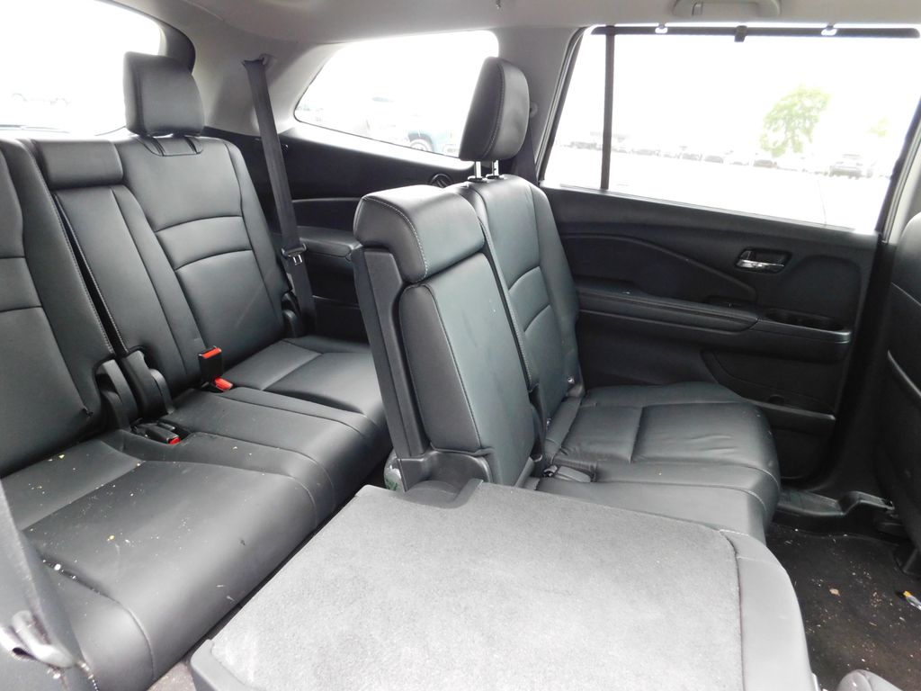 2022 Honda Pilot Special Edition 5