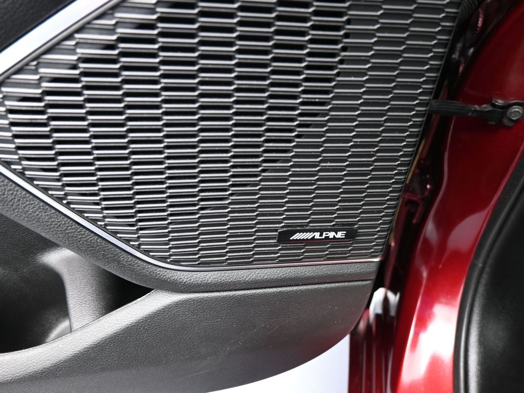 Used 2023 Velvet Red Pearlcoat Jeep Overland image 15