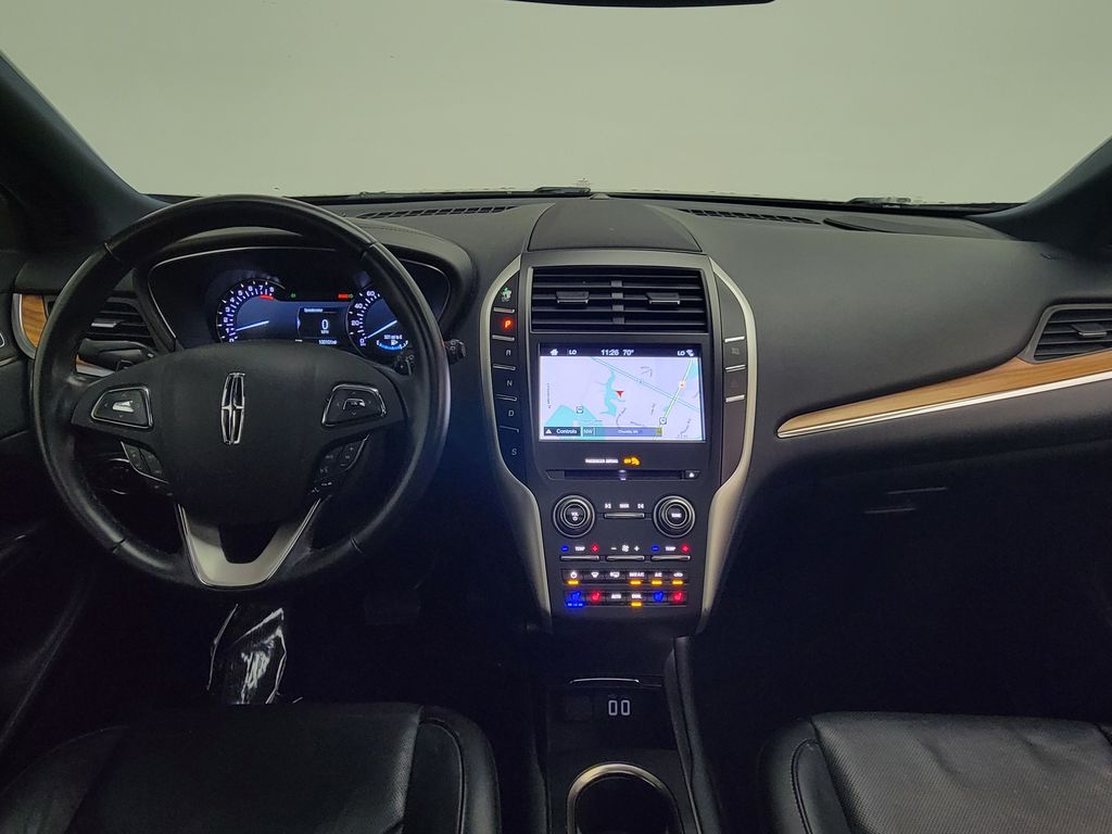 Thumbnail: 2019 Lincoln MKC - 17