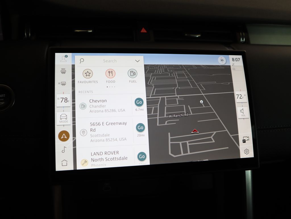 Thumbnail: 2025 Land Rover Discovery Sport - 16