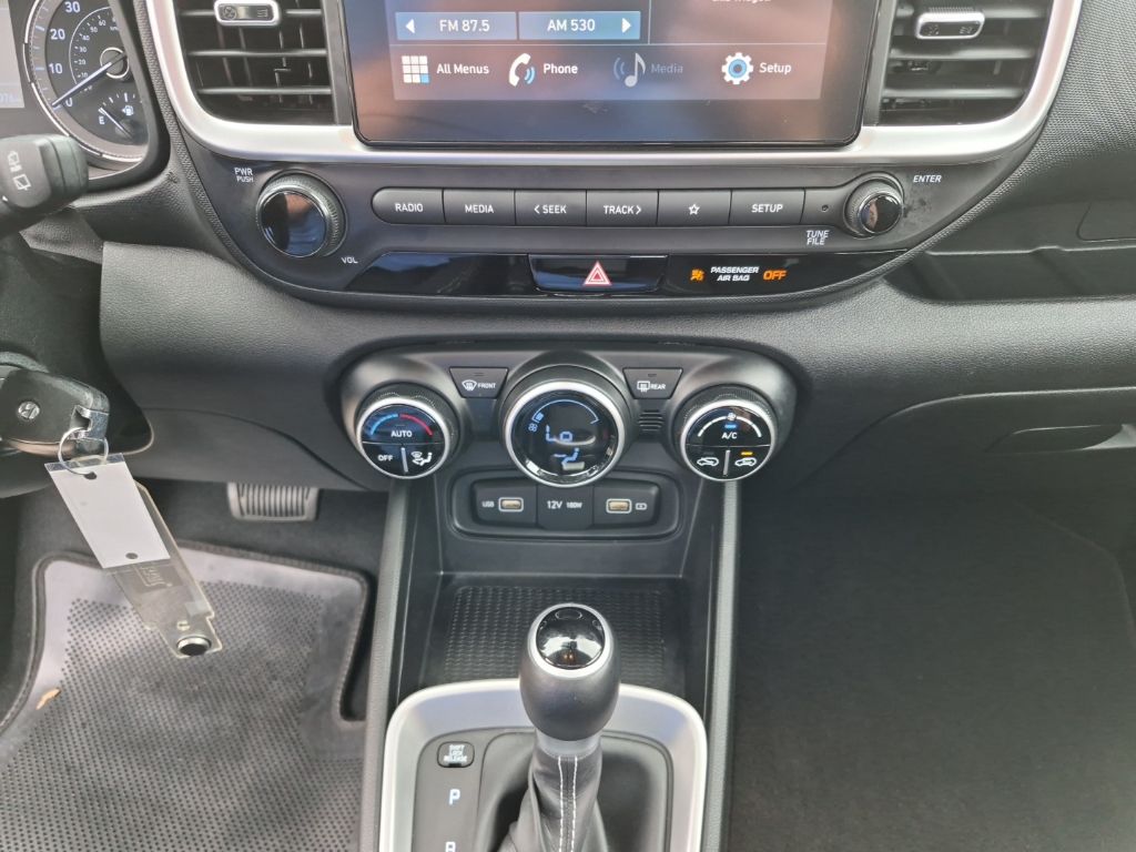 Used Car 2022 Hyundai Venue  Sel For Sale Under $20,000 In Austin, Texas