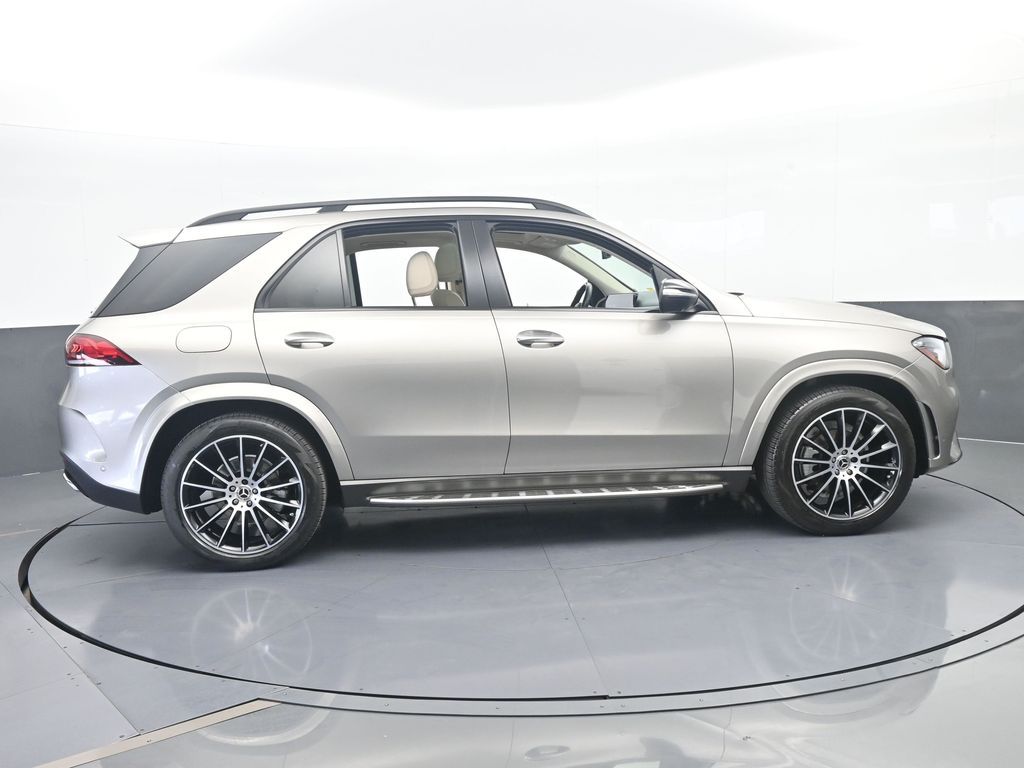 Used 2022 Gold Mercedes-Benz GLE 350 image 7