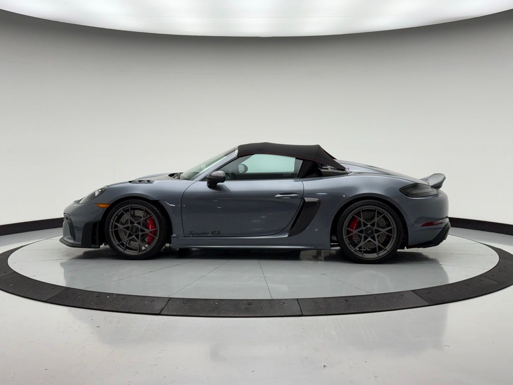 Thumbnail: 2025 Porsche  - 2