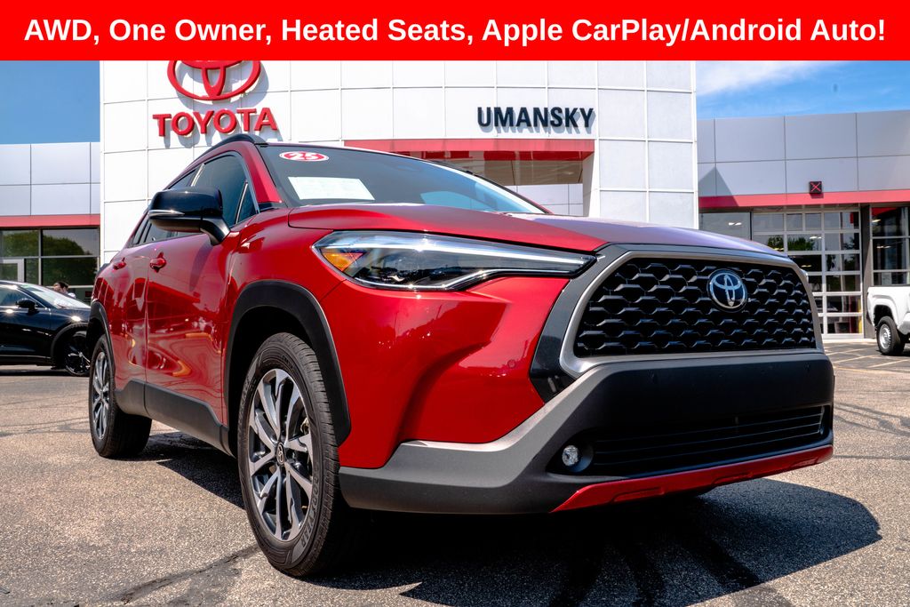  2025 Toyota Corolla Cross XLE AWD   