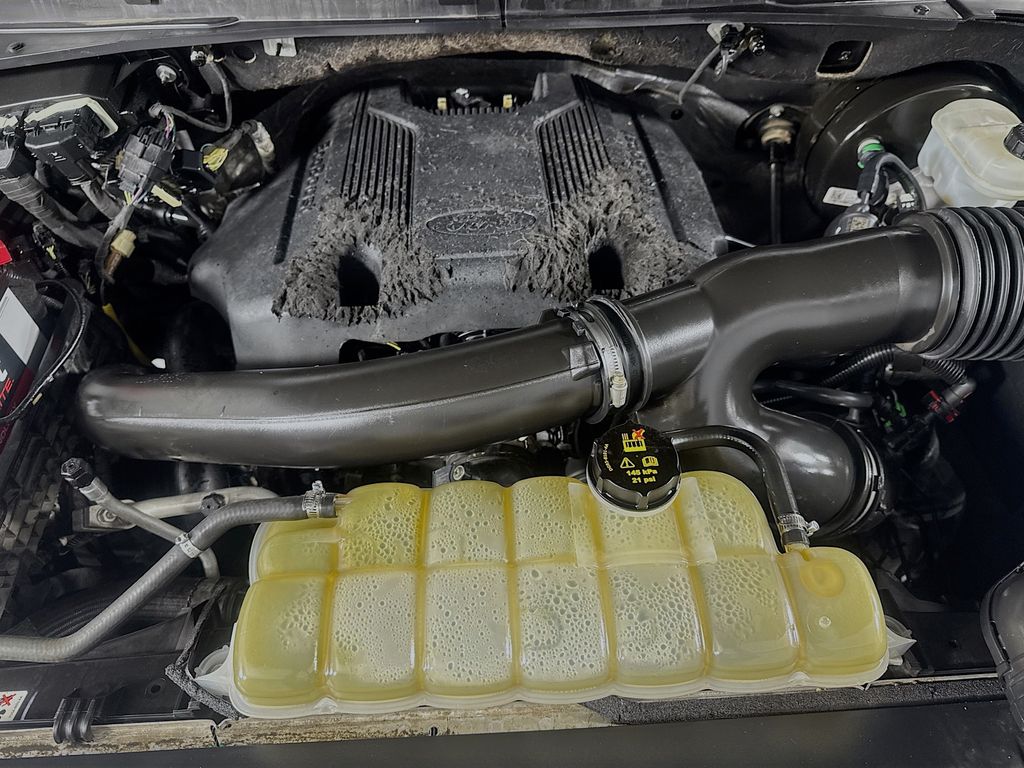 Used Car 2019 Ford Expedition  Xlt For Sale Under $20,000 In Austin, Texas