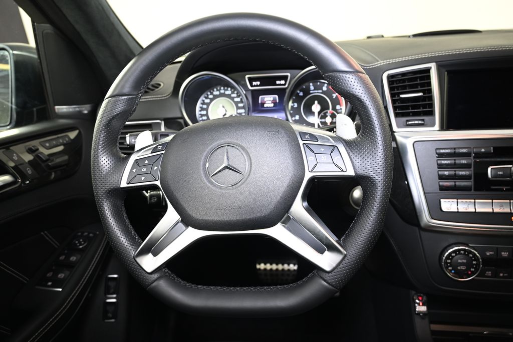 Thumbnail: 2015 Mercedes-Benz GL-Class - 18