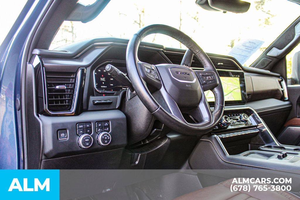 Used 2025 Blue GMC Denali Ultimate image 34