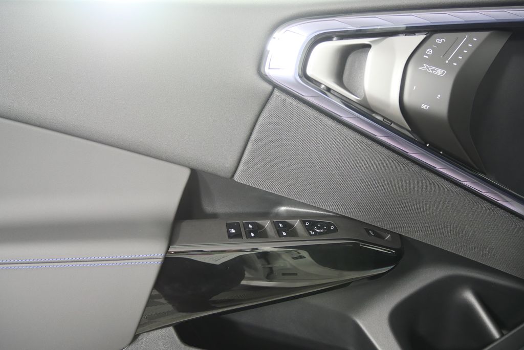 Thumbnail: 2026 BMW X3 - 9