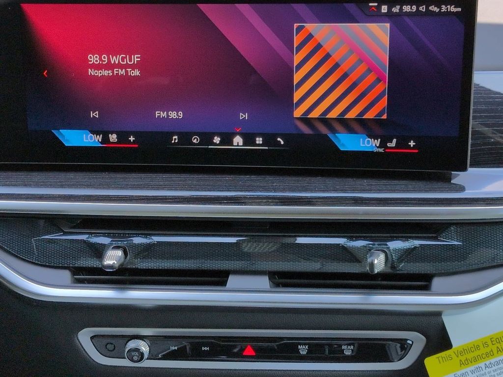 New 2026 White BMW xDrive40i image 18