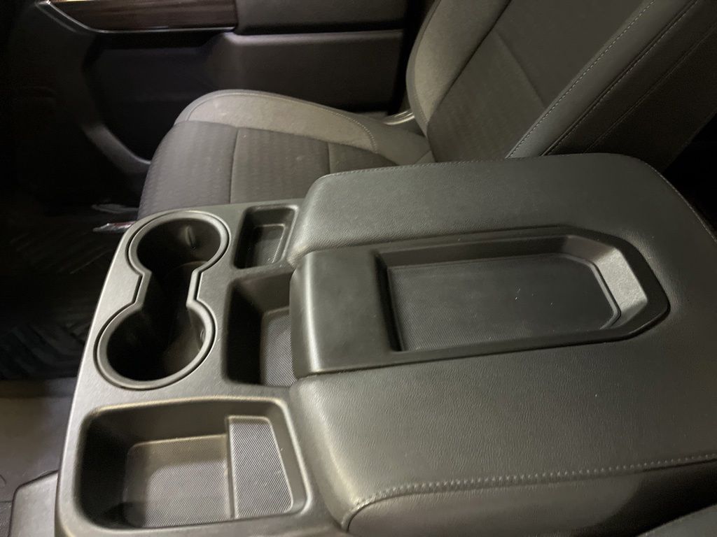 Used 2021 Silver Chevrolet RST image 17