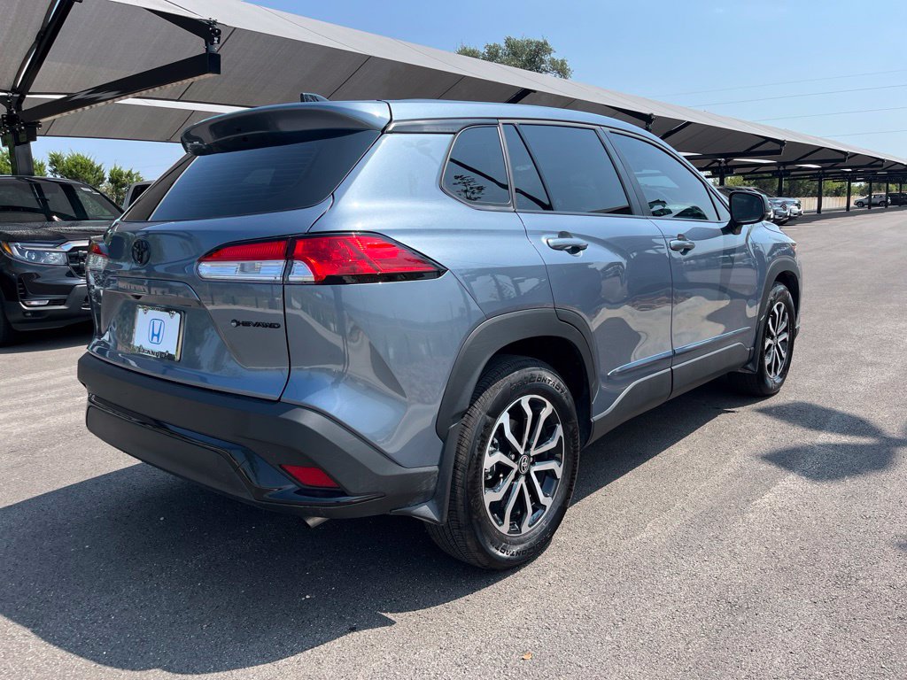 Thumbnail: 2025 Toyota Corolla Cross - 4