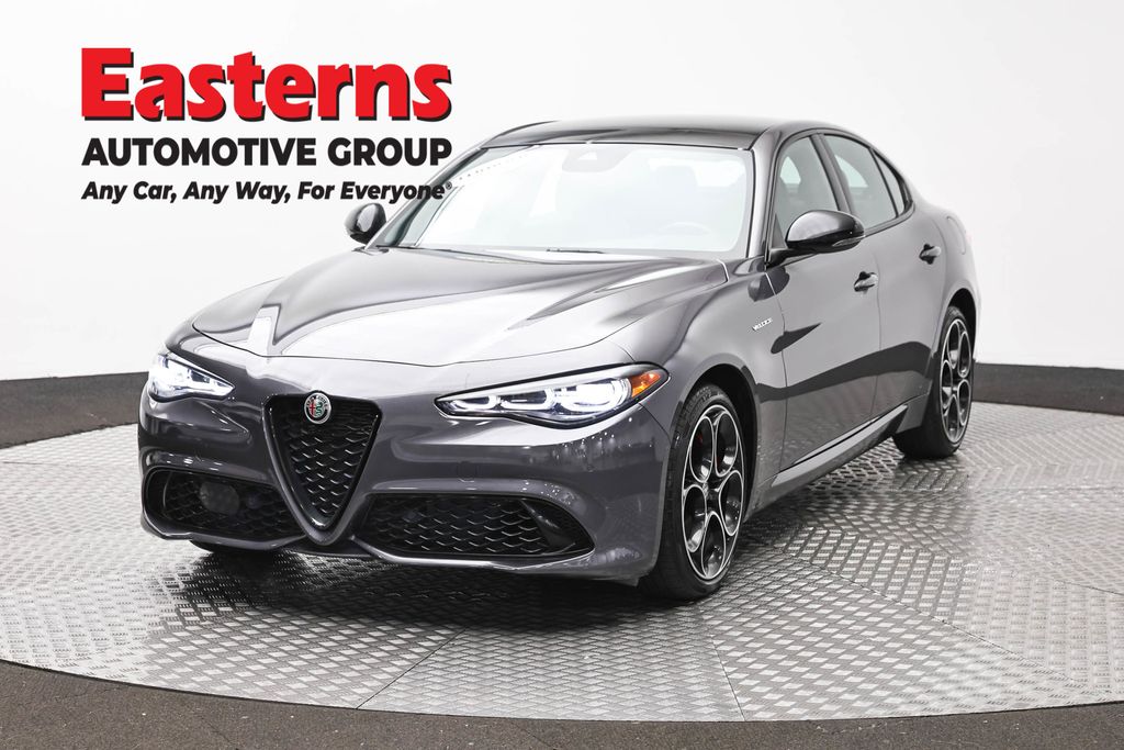 2024 Alfa Romeo Giulia Veloce AWD's photo