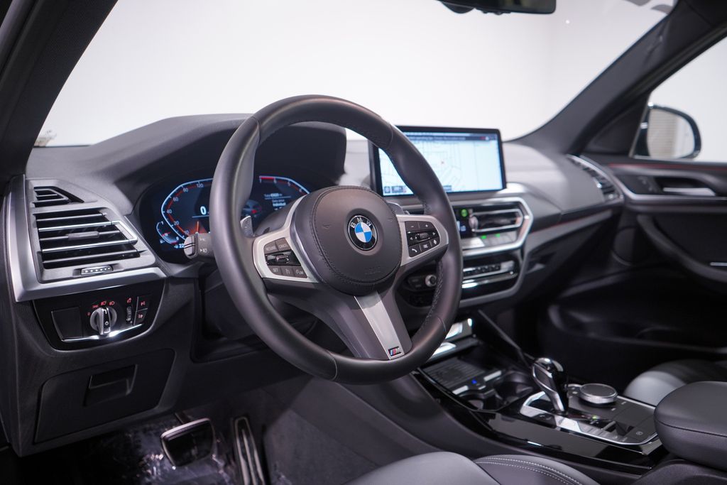 Thumbnail: 2022 BMW X3 - 6