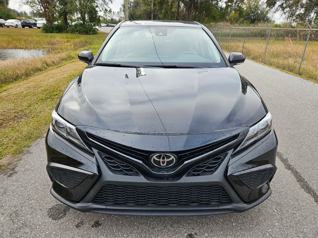 2023 Toyota Camry SE 8