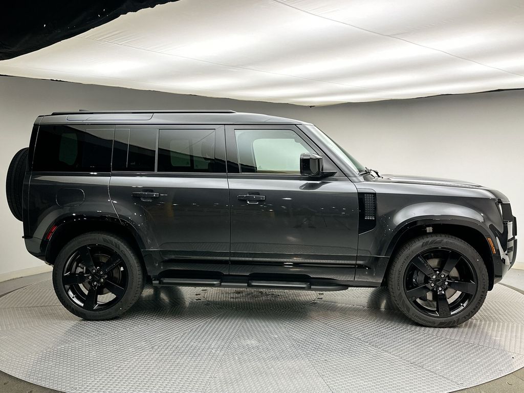 Thumbnail: 2026 Land Rover Defender - 4