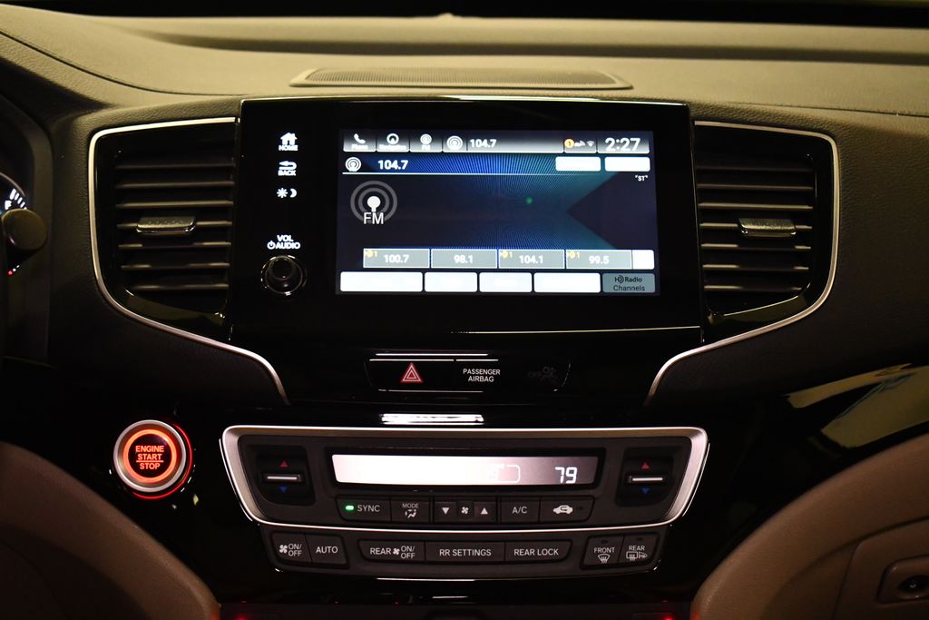 Thumbnail: 2019 Honda Pilot - 19