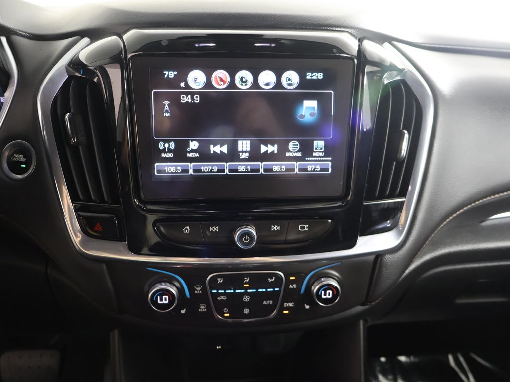 Used 2018 White Chevrolet 3LT image 48