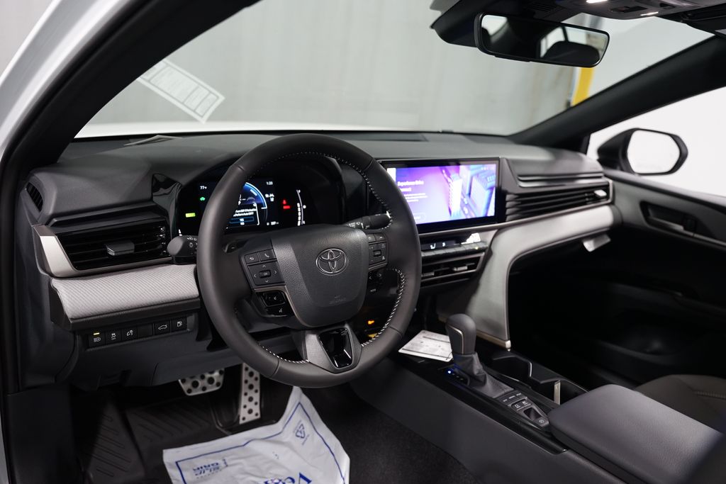 Thumbnail: 2026 Toyota Camry - 11
