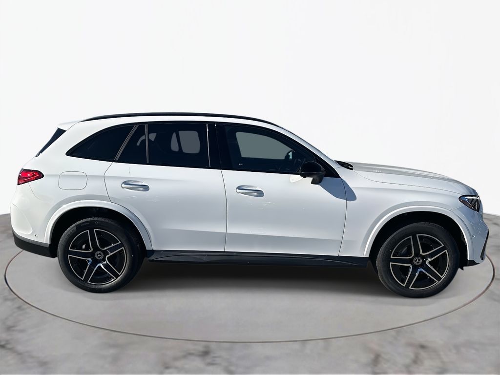 Thumbnail: 2026 Mercedes-Benz GLC - 4