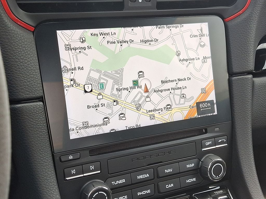 Thumbnail: 2019 Porsche 911 - 16