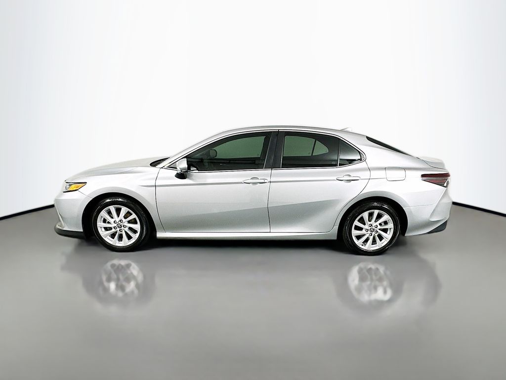 Thumbnail: 2021 Toyota Camry - 8