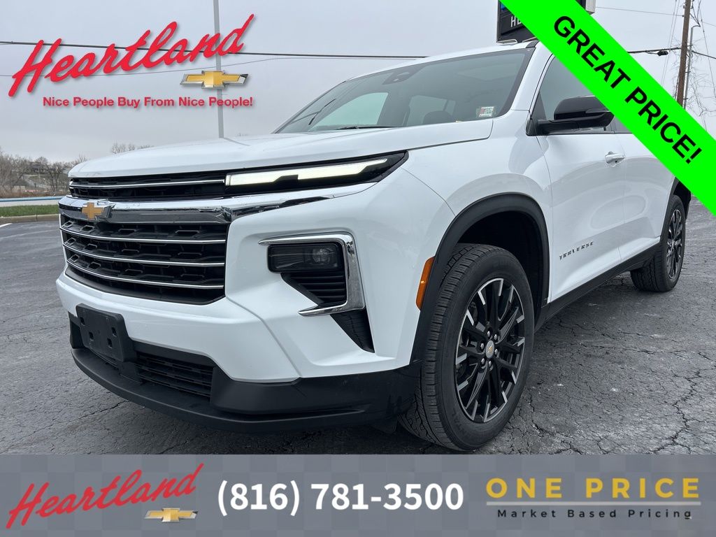 Summit White 2025 Chevrolet Traverse LT AWD SUV / Crossover Four-Wheel Drive 8-Speed Automatic