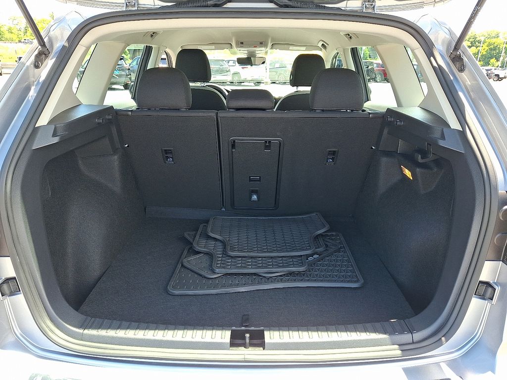 2023 Volkswagen Taos — photo 27