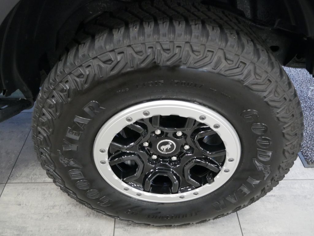 Thumbnail: 2022 Ford Bronco - 11