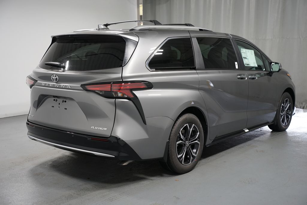 Thumbnail: 2026 Toyota Sienna - 8