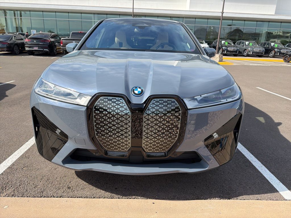 Thumbnail: 2025 BMW iX - 2