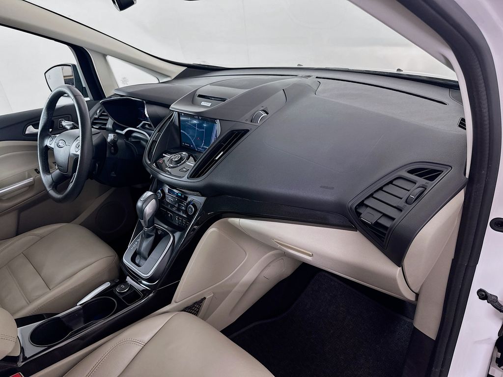 Thumbnail: 2017 Ford C-Max - 28