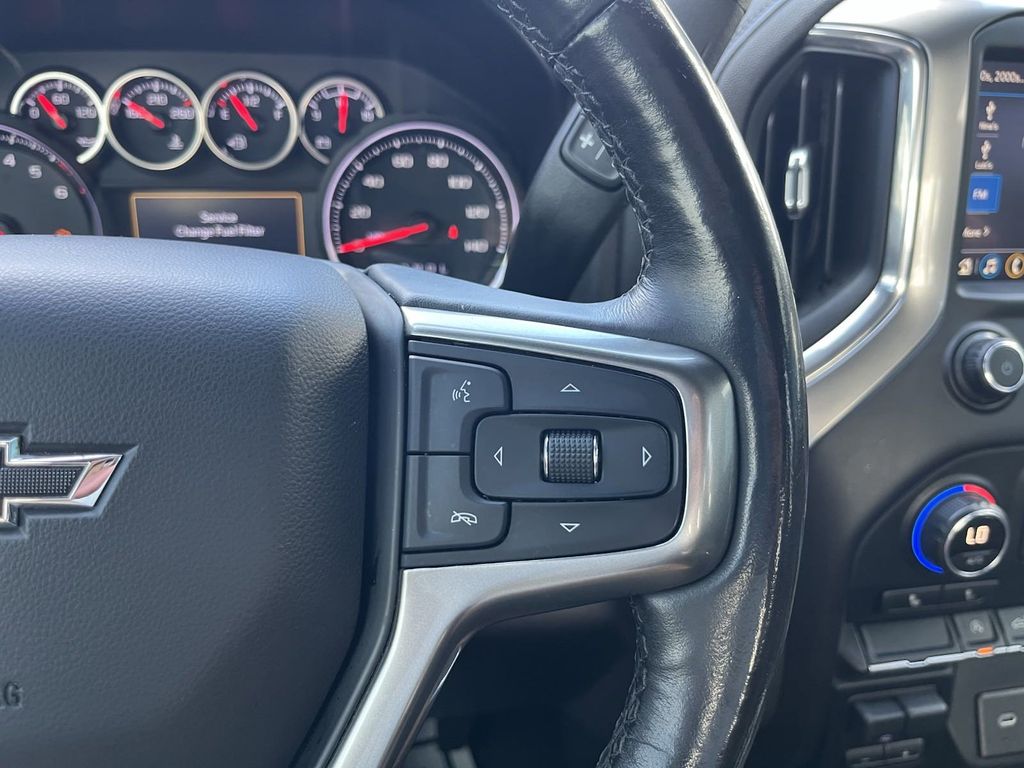 2020 Chevrolet Silverado 1500 RST 29