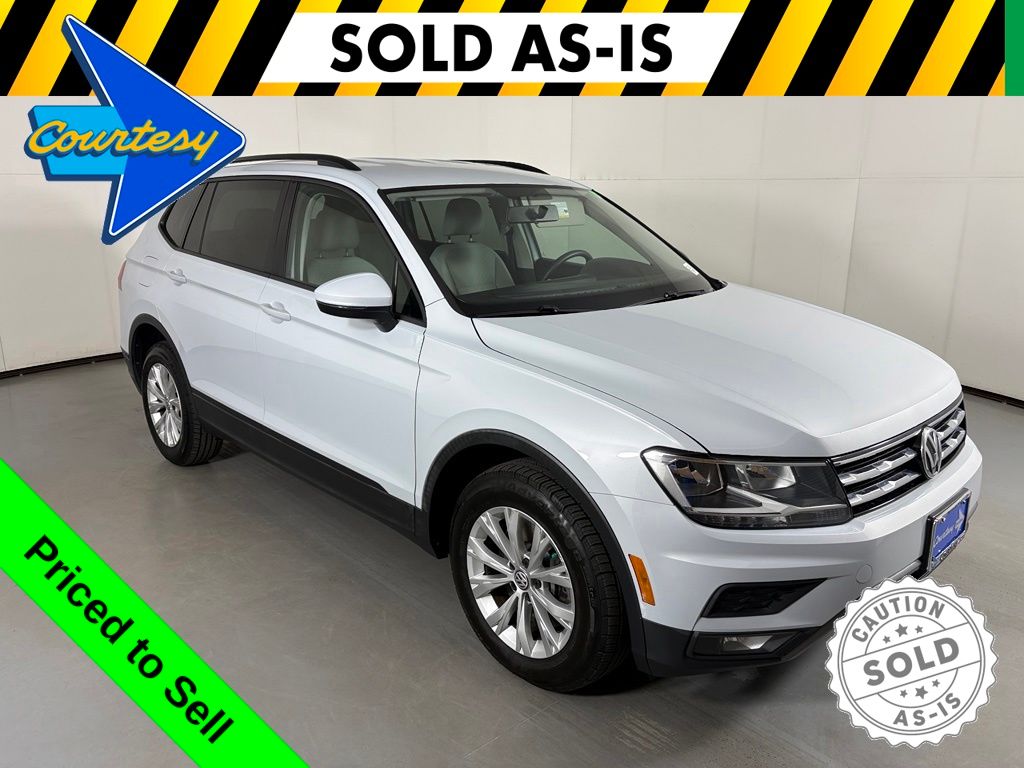 White Silver 2018 Volkswagen Tiguan SUV / Crossover Front-Wheel Drive 8-Speed Automatic