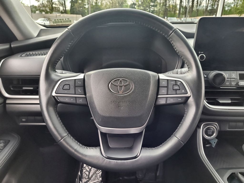 2024 Toyota Grand Highlander XLE 14