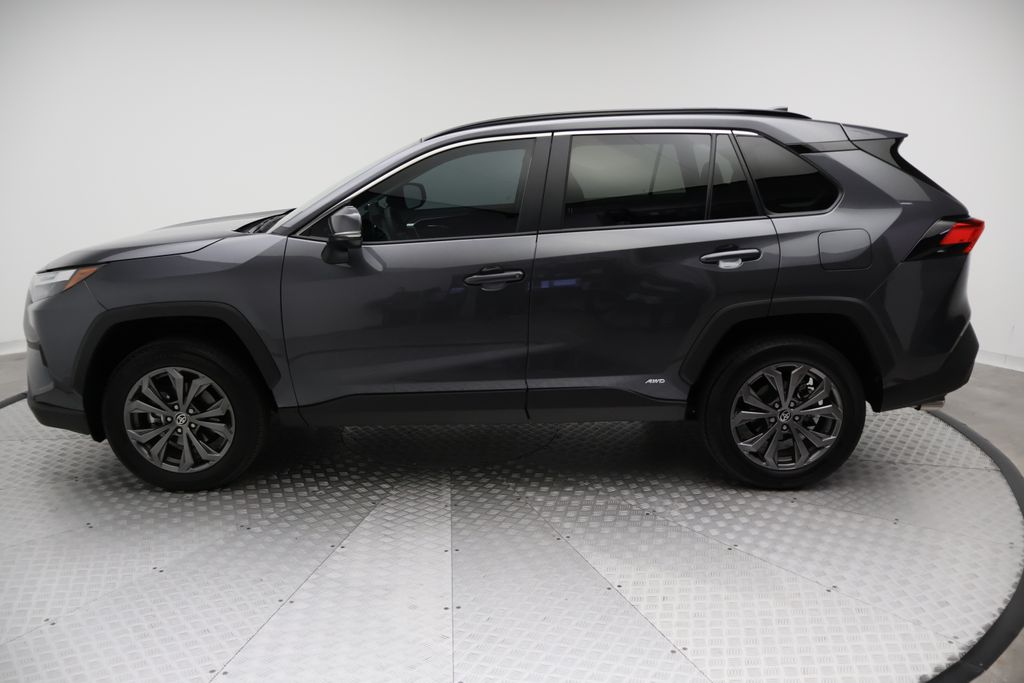 Thumbnail: 2025 Toyota RAV4 - 12