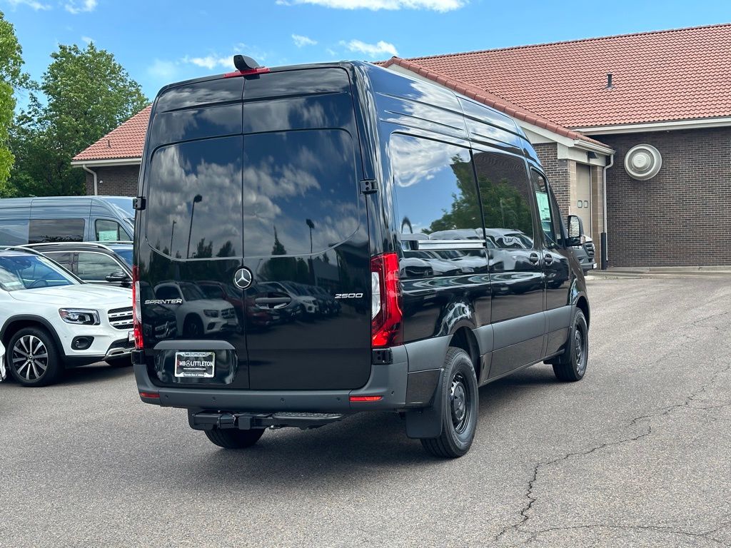 2024 Mercedes-Benz Sprinter 2500 Cargo 144 WB 5