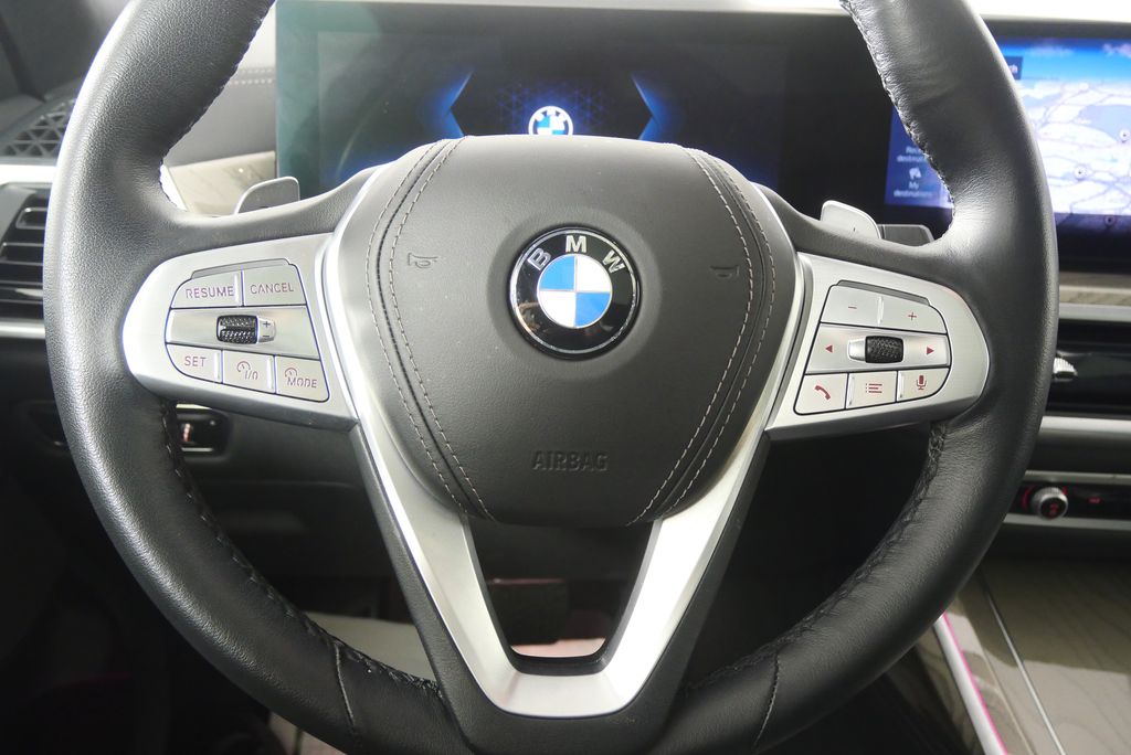 Thumbnail: 2023 BMW X7 - 22