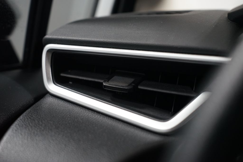 Thumbnail: 2024 Toyota Corolla - 23